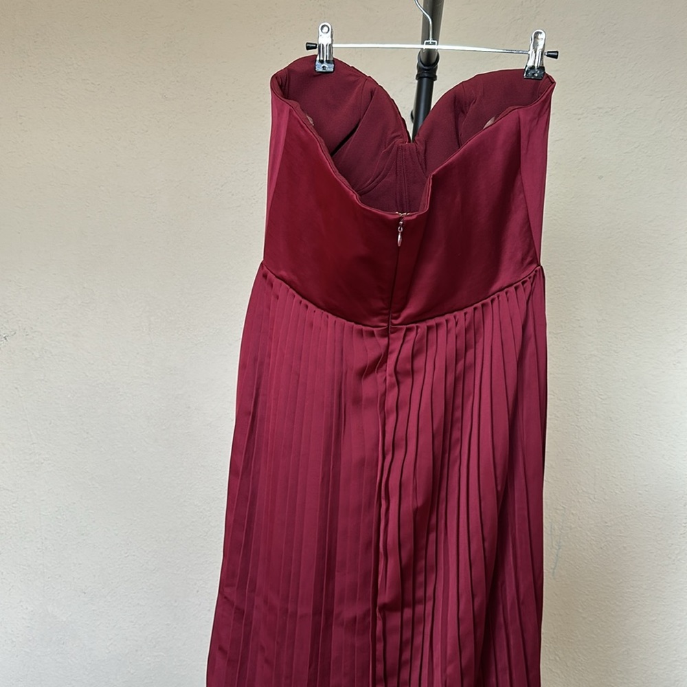 House of CB L D-DD 'Marcella' Berry pleated georgette maxi dress NWOT - Picture 10 of 14
